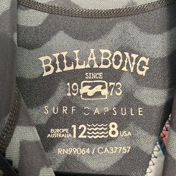 Billabong sleeveless wetsuit - Picture 2 of 3